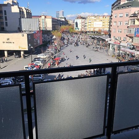 Center Apartment Пристина Екстериор снимка